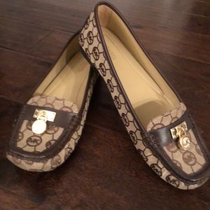 Michael Kors Logo Moccasin Flat Shoes Size 8.5